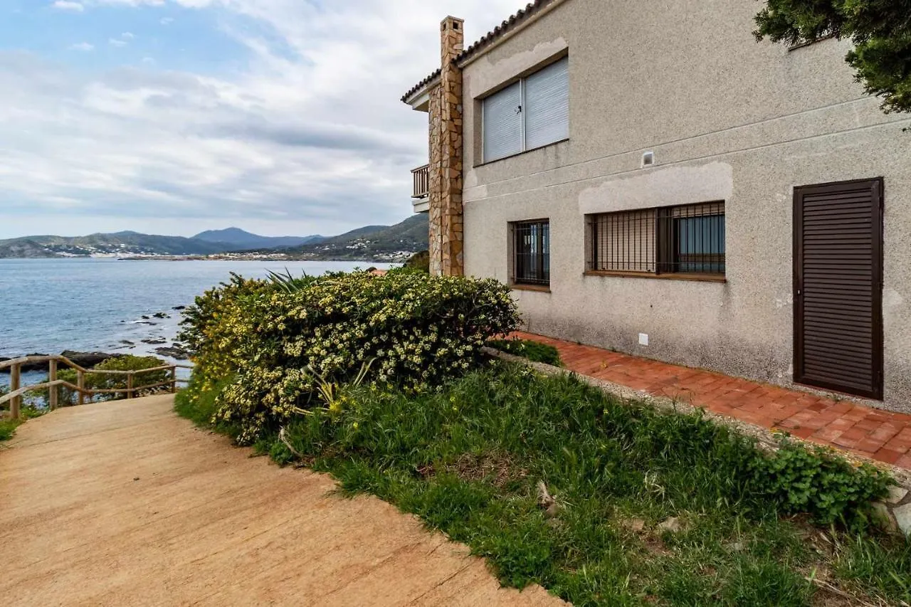 Carboneras 47 Apartamento En Primera Linea De Mar Llanca