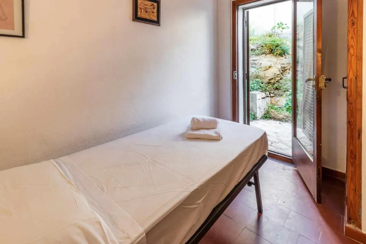Carboneras 47 Apartamento En Primera Linea De Mar Llanca Spain